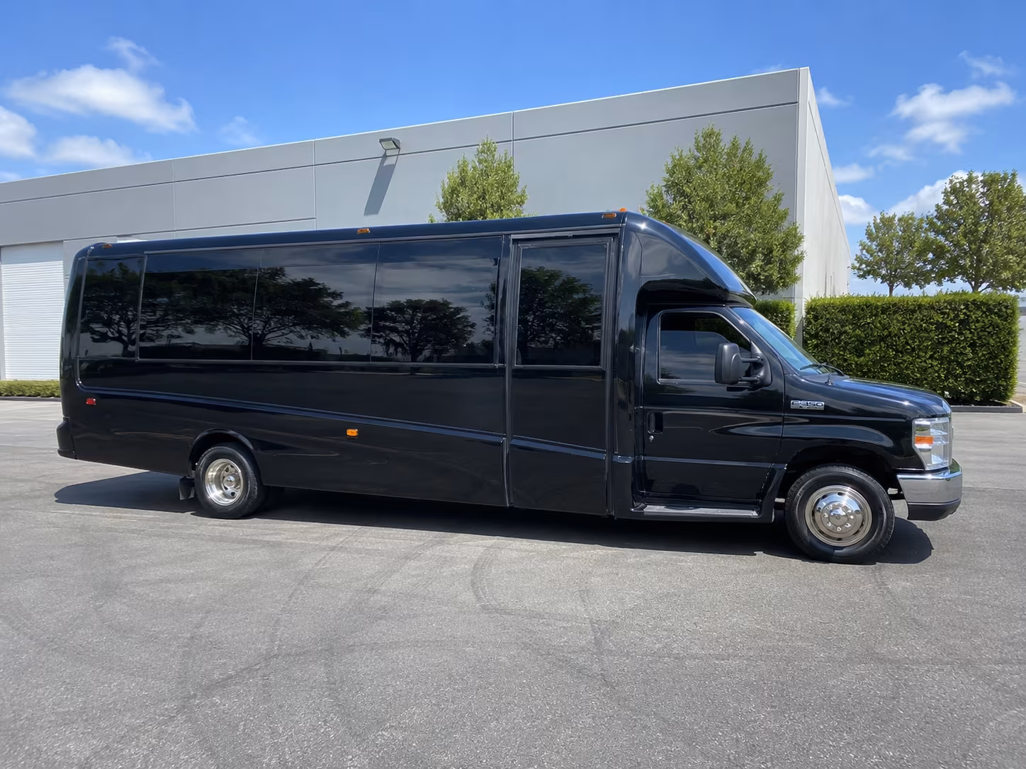 affordable rialto prom party bus prices split across your group