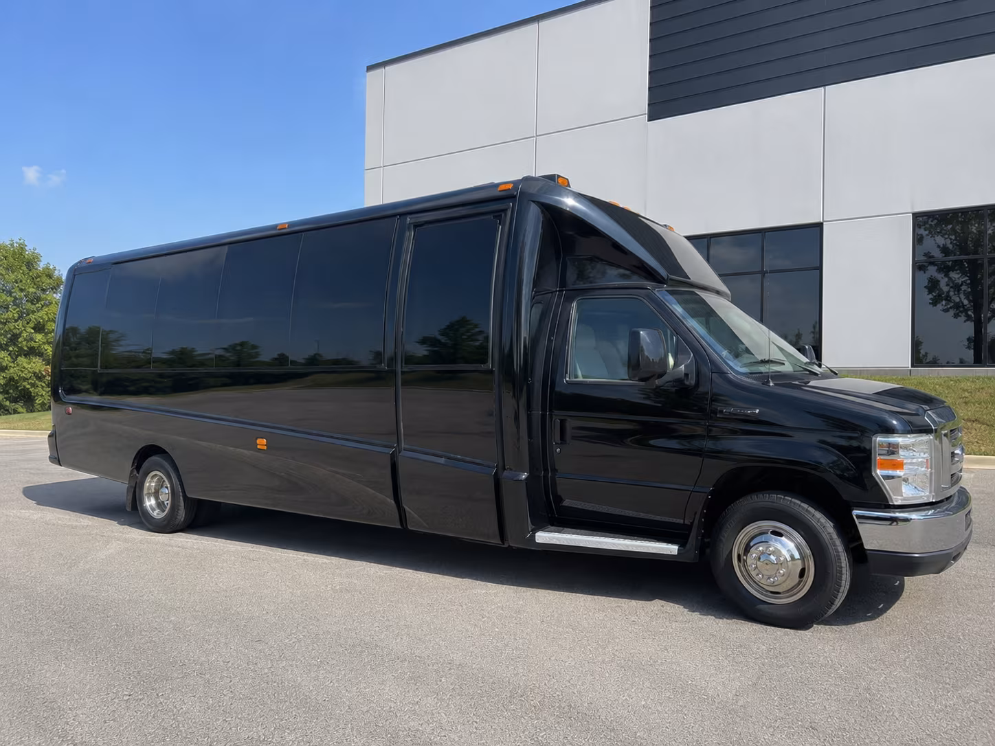 why book winery and brewery tours through rialtoshuttlebusrentals com